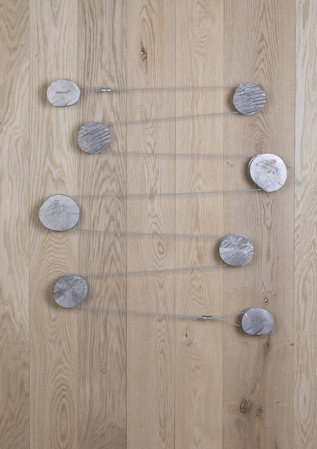 ladders/hangers