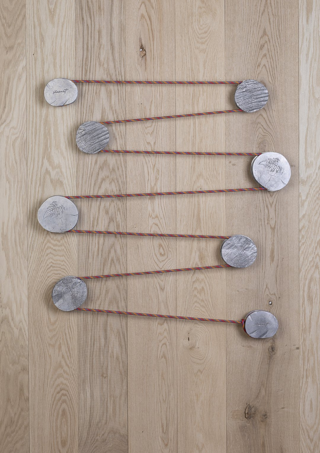 ladders/hangers