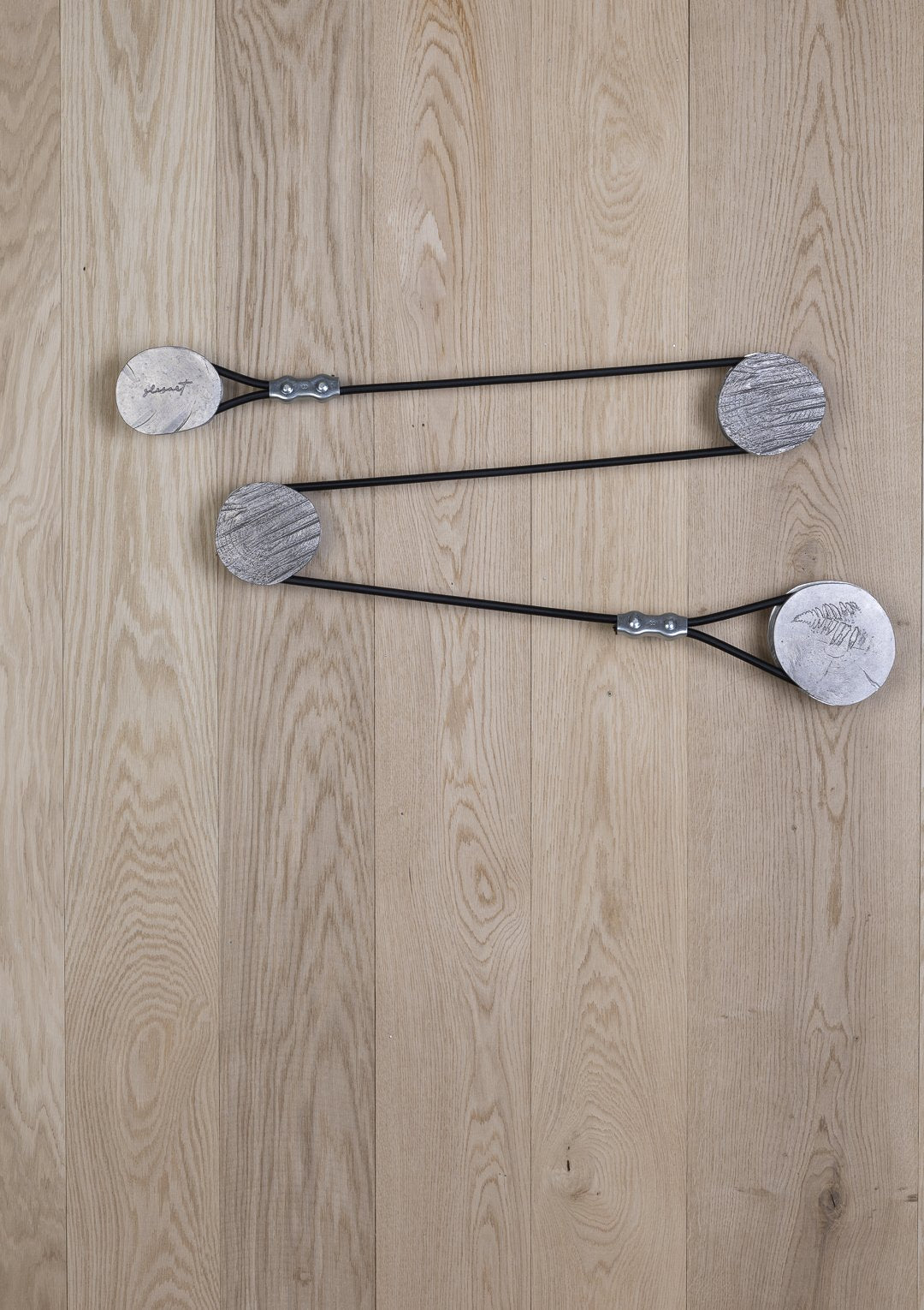 ladders/hangers
