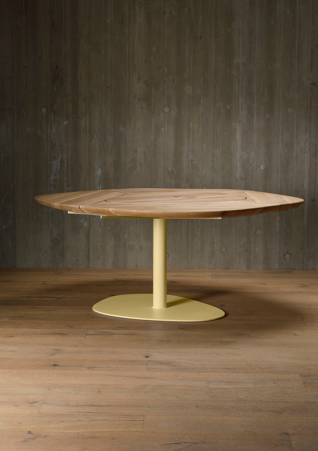 organic dining table, oak, segmented - interior