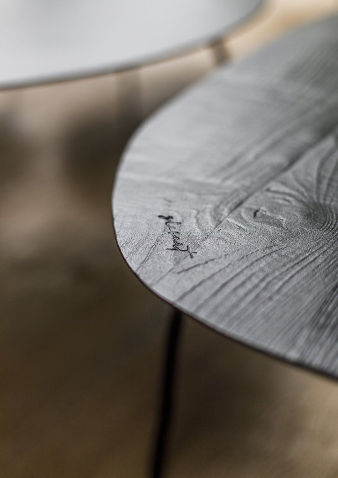 organic coffee table, leaf, aluminium